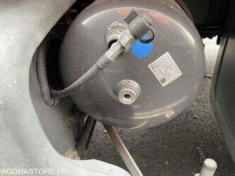 2006-renault-premium-1396766-44427707