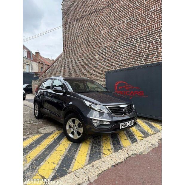 2011 KIA Sportage-44427757
