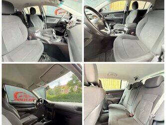 2011-kia-sportage-44427761