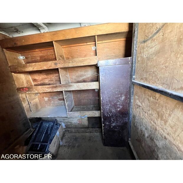 2011 Ford TRANSIT-44427855