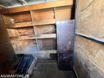 2011-ford-transit-1382401-44427855