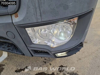 2016-mercedes-benz-arocs-3351-44428411