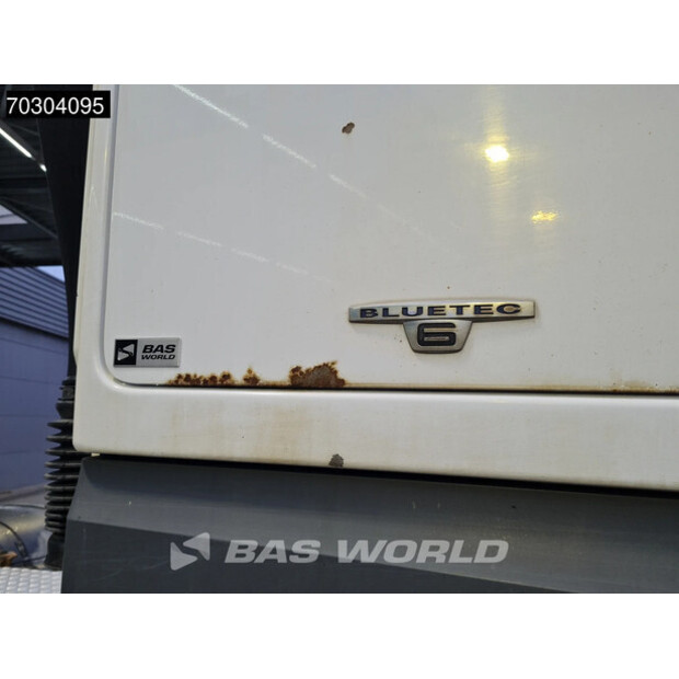 2016 Mercedes-Benz Arocs 3351-44428412