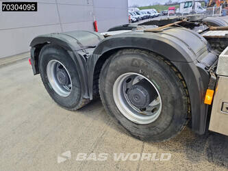 2016-mercedes-benz-arocs-3351-44428420