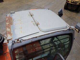 2011-hitachi-eg110r-44429035