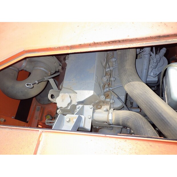 2011 Hitachi EG110R-44429037