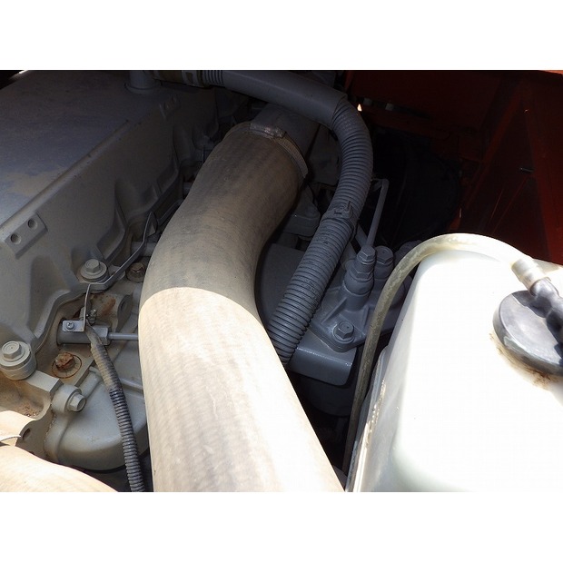 2011 Hitachi EG110R-44429038