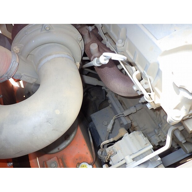 2011 Hitachi EG110R-44429039