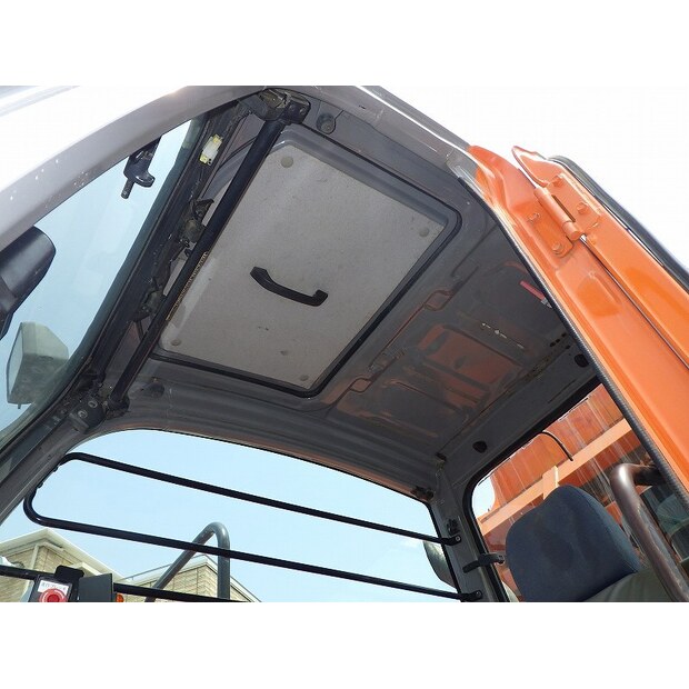 2011 Hitachi EG110R-44429041