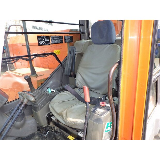 2011 Hitachi EG110R-44429042