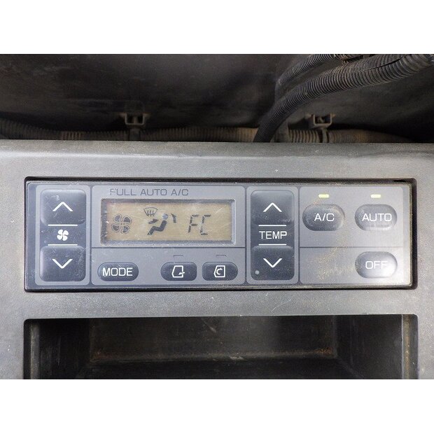 2011 Hitachi EG110R-44429048