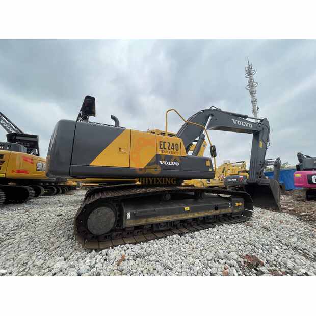 2024 فولفو EC240B-44429376