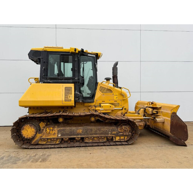 2018 Komatsu D51PXi-24-44429504