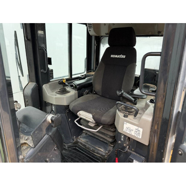 2018 Komatsu D51PXi-24-44429506