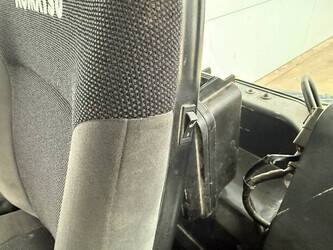 2018-komatsu-d51pxi-24-1396805-44429507