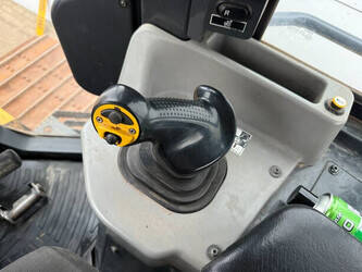 2018-komatsu-d51pxi-24-1396805-44429512