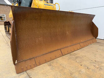 2018-komatsu-d51pxi-24-1396805-44429516