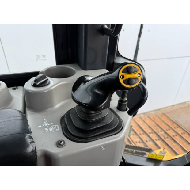 2018 Komatsu D61PXI-24-44429538