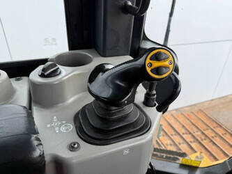 2018-komatsu-d61pxi-24-1396806-44429538