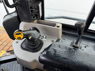 2018-komatsu-d61pxi-24-1396806-44429539