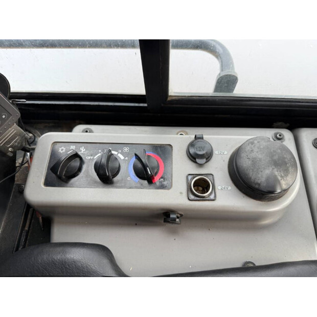 2018 Komatsu D61PXI-24-44429541