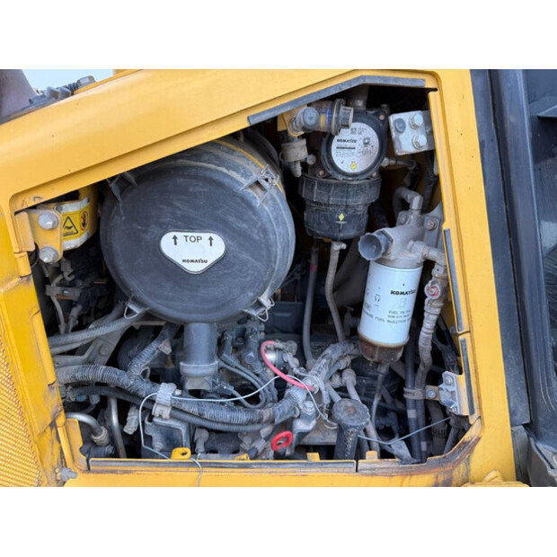 2018 Komatsu D61PXI-24-44429555