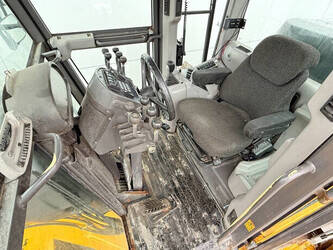 2008-volvo-g946-1396807-44429579