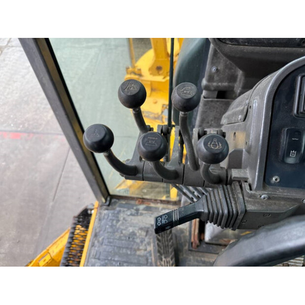 2008 Volvo G946-44429581