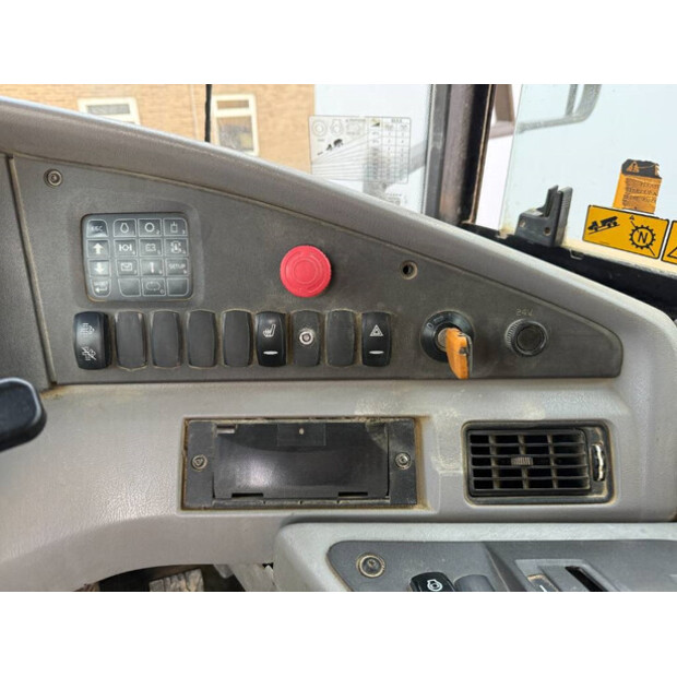 2012 فولفو A40F-44429623