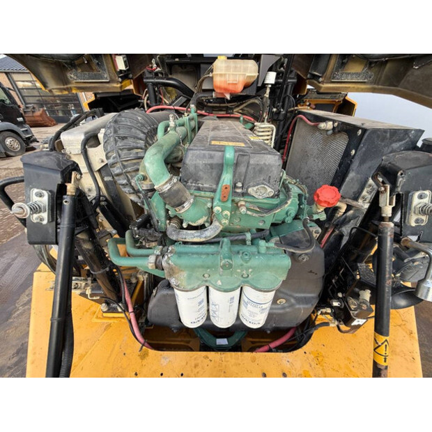 2012 فولفو A40F-44429646