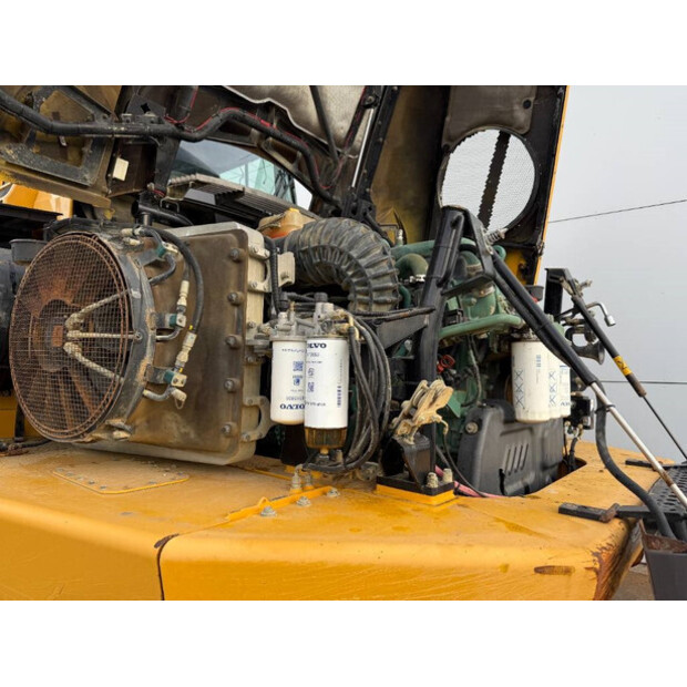 2012 فولفو A40F-44429647