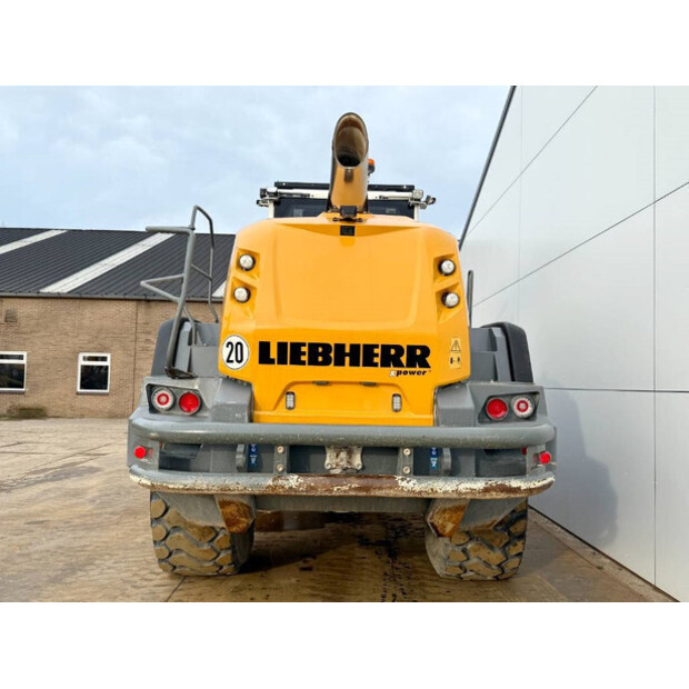2020 Liebherr L566-44429684