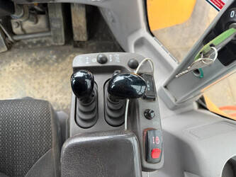 2020-volvo-l150h-44429736