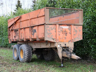 1984-ajk-at-1115-1396817-44429968