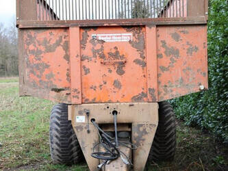 1984-ajk-at-1115-1396817-44429969