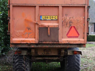 1984-ajk-at-1115-1396817-44429972