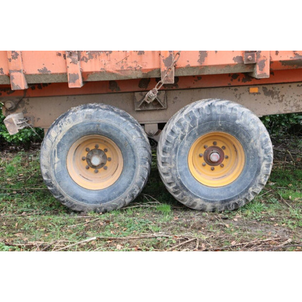 1984 AJK AT 1115-44429974