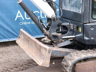 2012-bobcat-e26-1396823-44430155