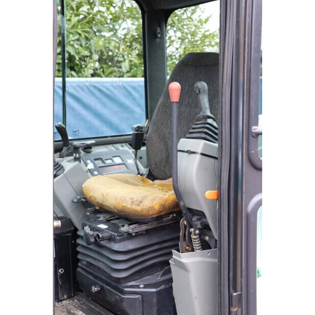 2012 BOBCAT E26-44430166