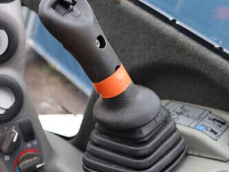 2012-bobcat-e26-1396823-44430171