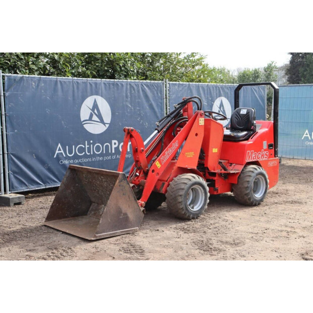 2009 ماكس 227-44430251