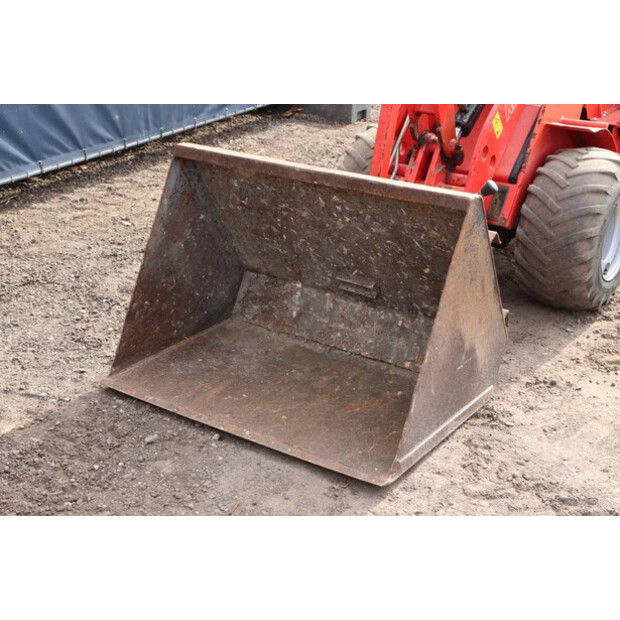 2009 ماكس 227-44430252