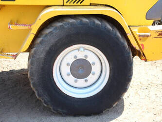 2004-volvo-l30b-z-x-1396827-44430285