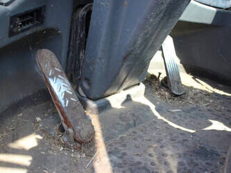 2004-volvo-l30b-z-x-1396827-44430293