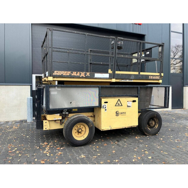 1996 GROVE SM4688E-44430835