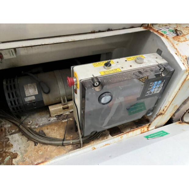 2008 PB S151-16ES-44430875