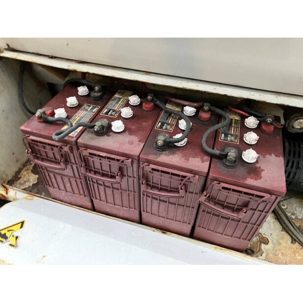 2008 PB S151-16ES-44430876