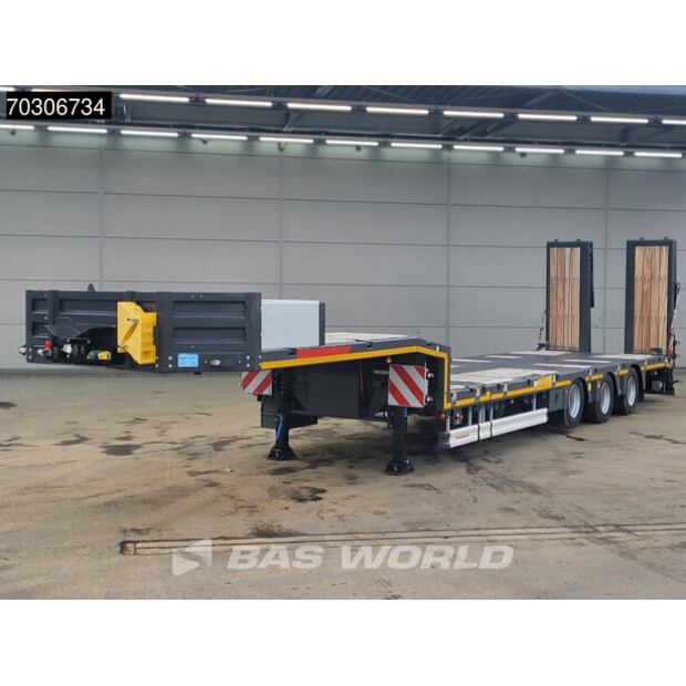 2025 Kässbohrer LB3E-44430946