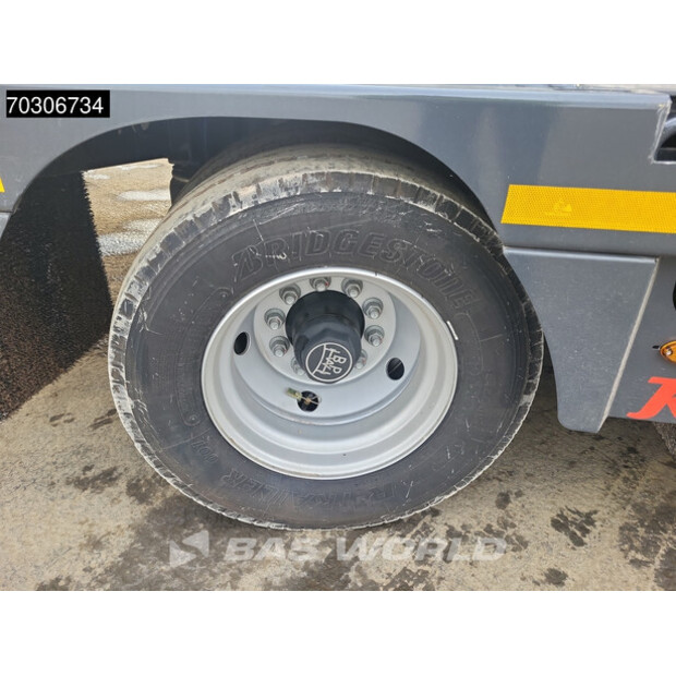 2025 Kässbohrer LB3E-44430968