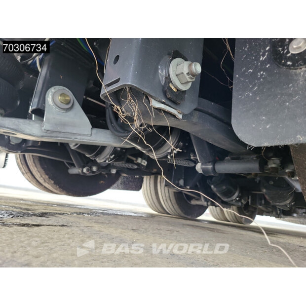 2025 Kässbohrer LB3E-44430990